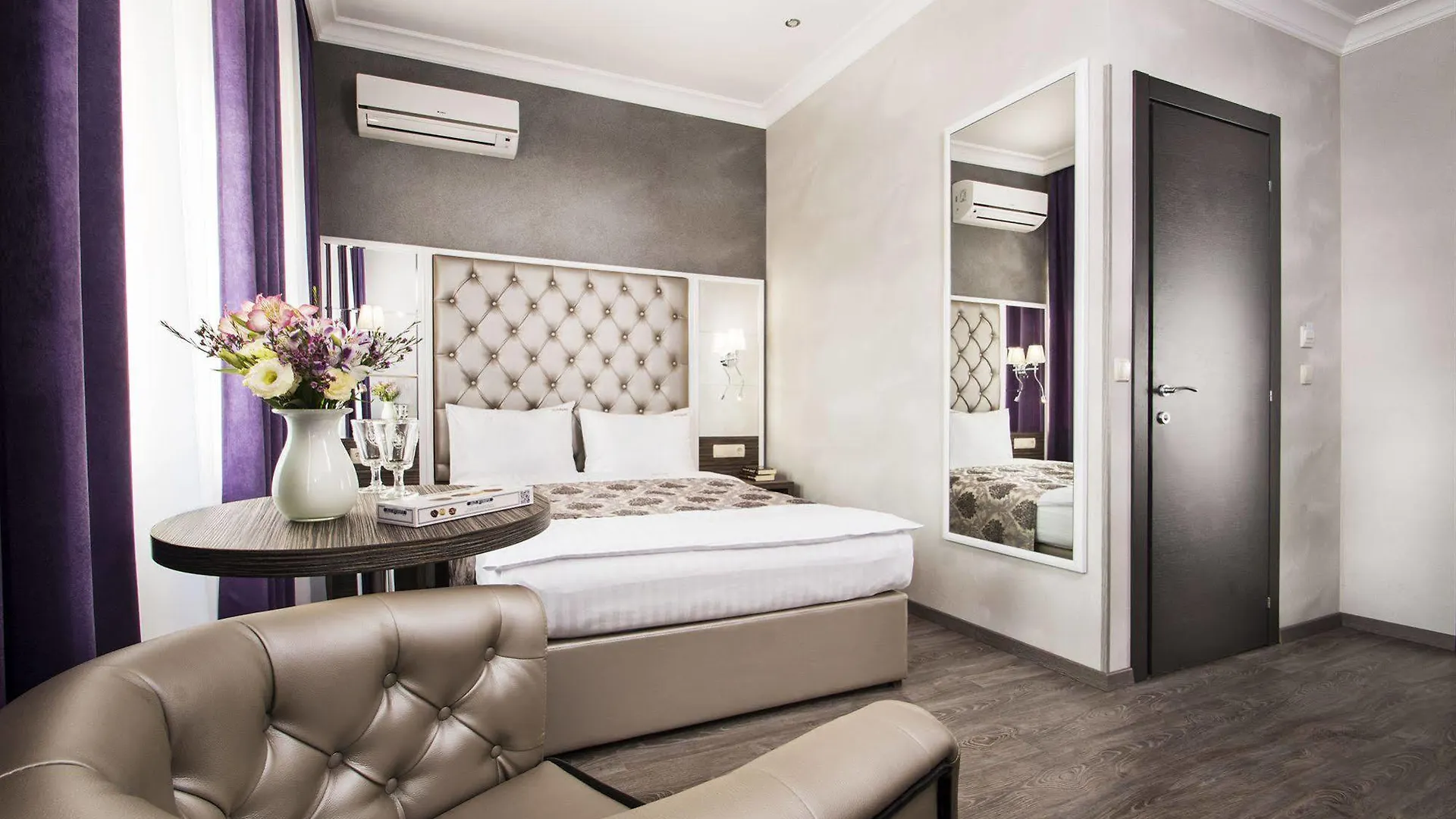 Bonapart Hotel By Uhm Kyiv Ukraine